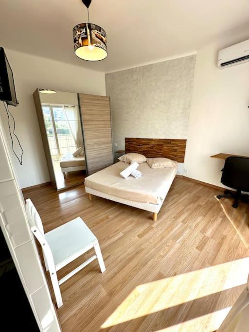 Appartement Avec 4 Chambres Doubles - Proche De La Mer, Des Transports Et De La Promenade Des Anglais 니스 외부 사진